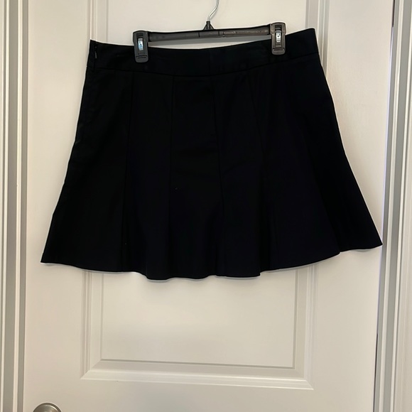 Banana Republic black pleated skirt size 14 - Picture 1 of 5